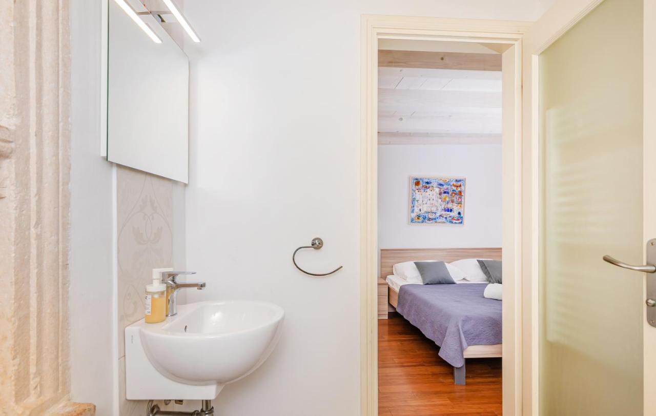 Rafael Rooms & Apartments Old Town By Duhomes ดูบรอฟนิก ภายนอก รูปภาพ